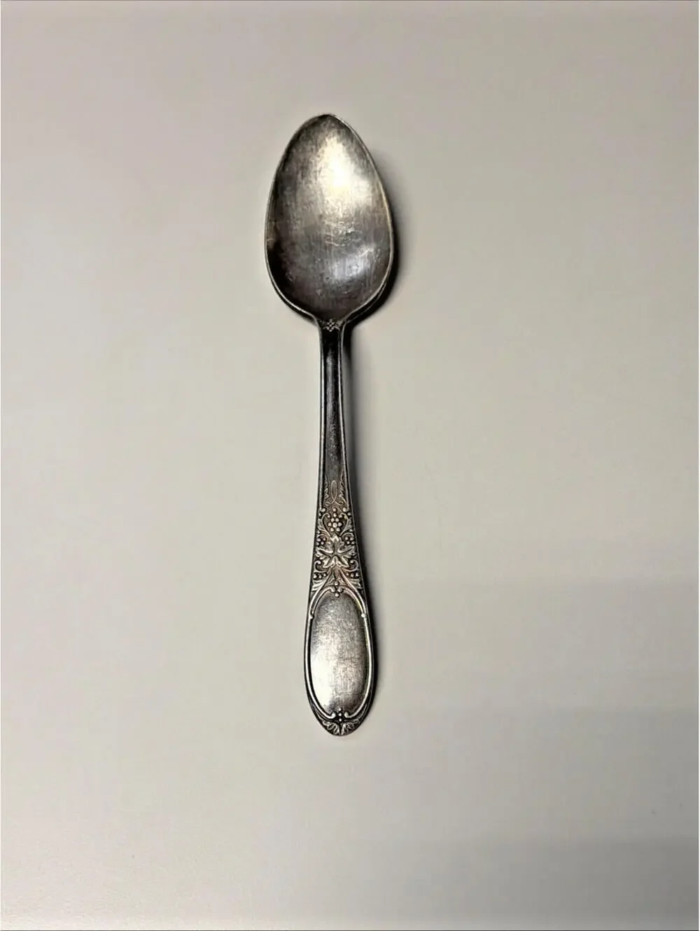 1 Oval Soup/Dessert Spoon 7 3/8